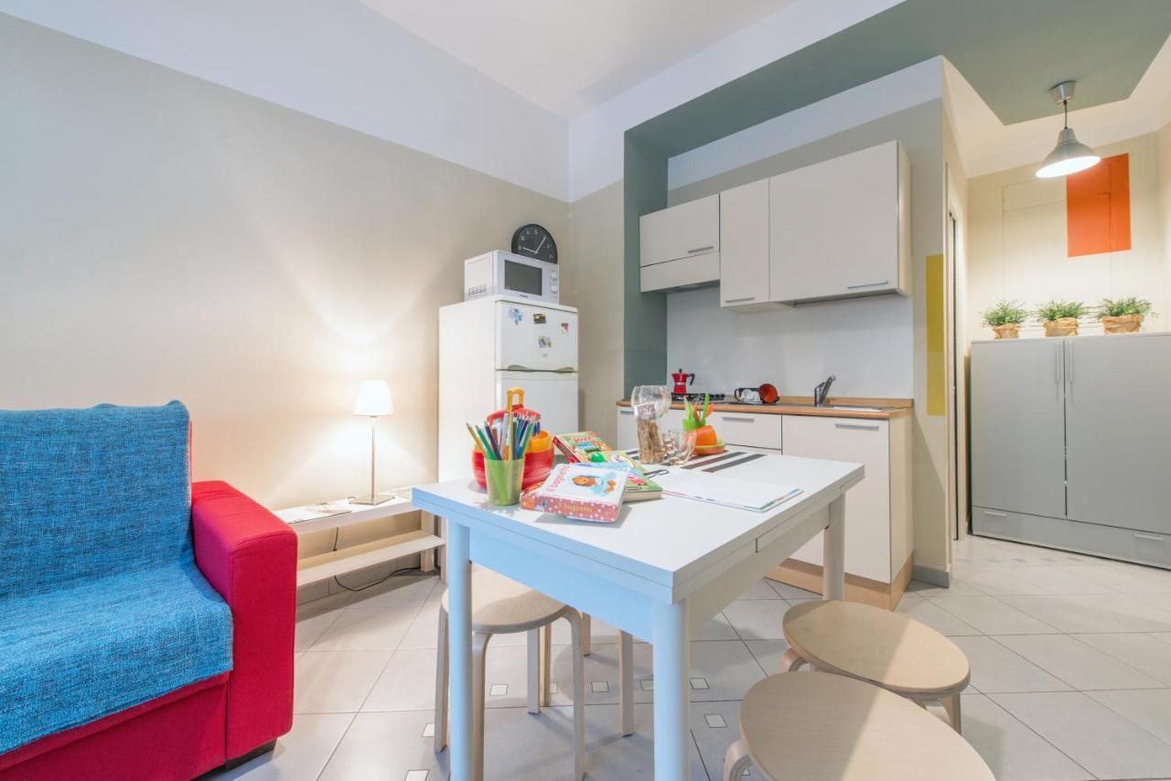 Babyaccommodation Family Sea & Box Pietra Ligure Esterno foto